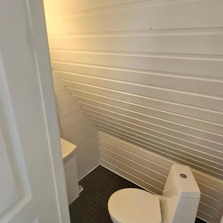 Cozy Near With Free Privat Prarking Apartament Bergen